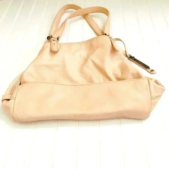 Cole Haan pale pink leather purse - Picture 3 of 9